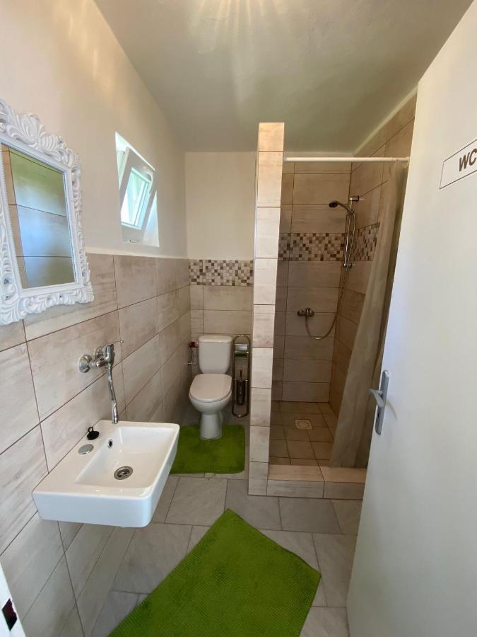 Apartman Beniskovec, Suchdol Nad Luznici Extérieur photo